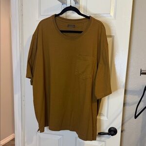 Duluth Trading Co Brown Men’s Long tail Relaxed Fit Short Sleeve Packet Crew